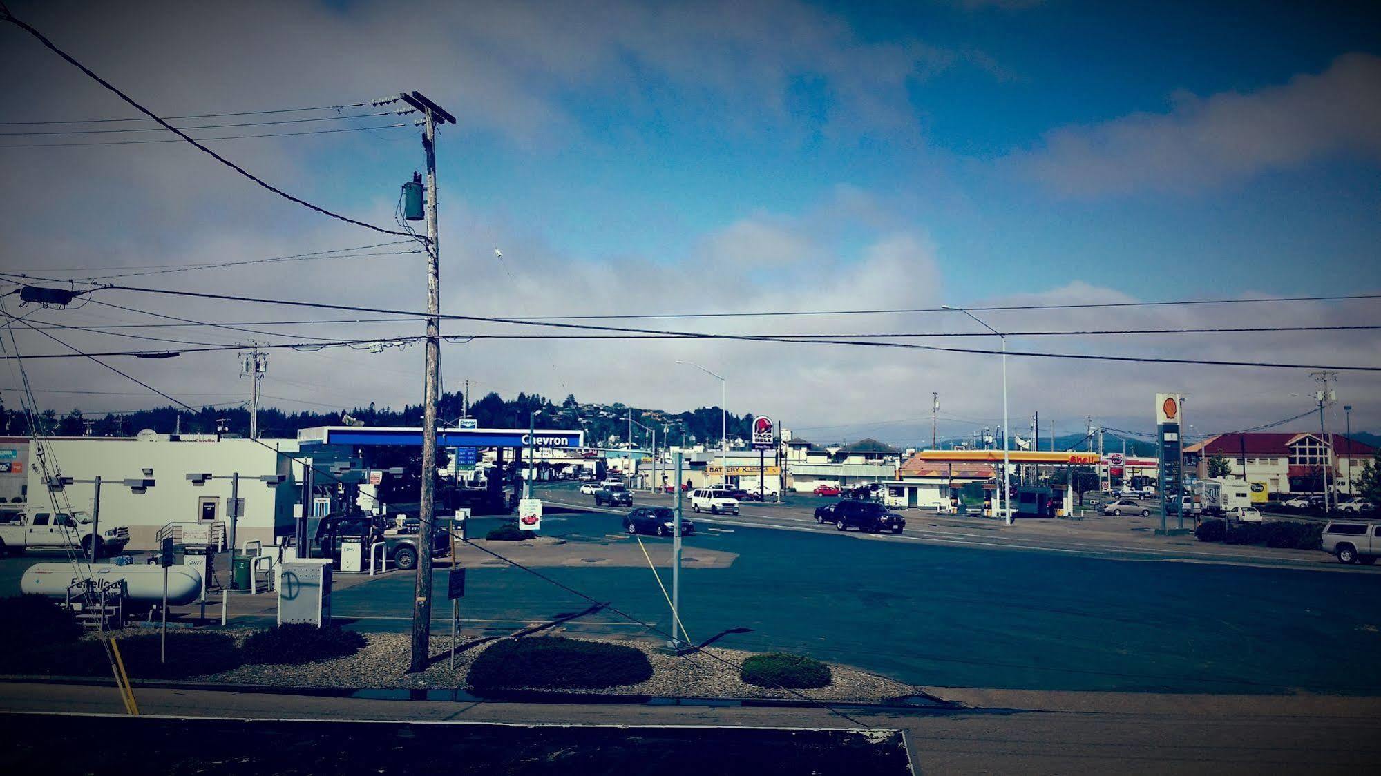 Terrace Motel Coos Bay Exterior foto
